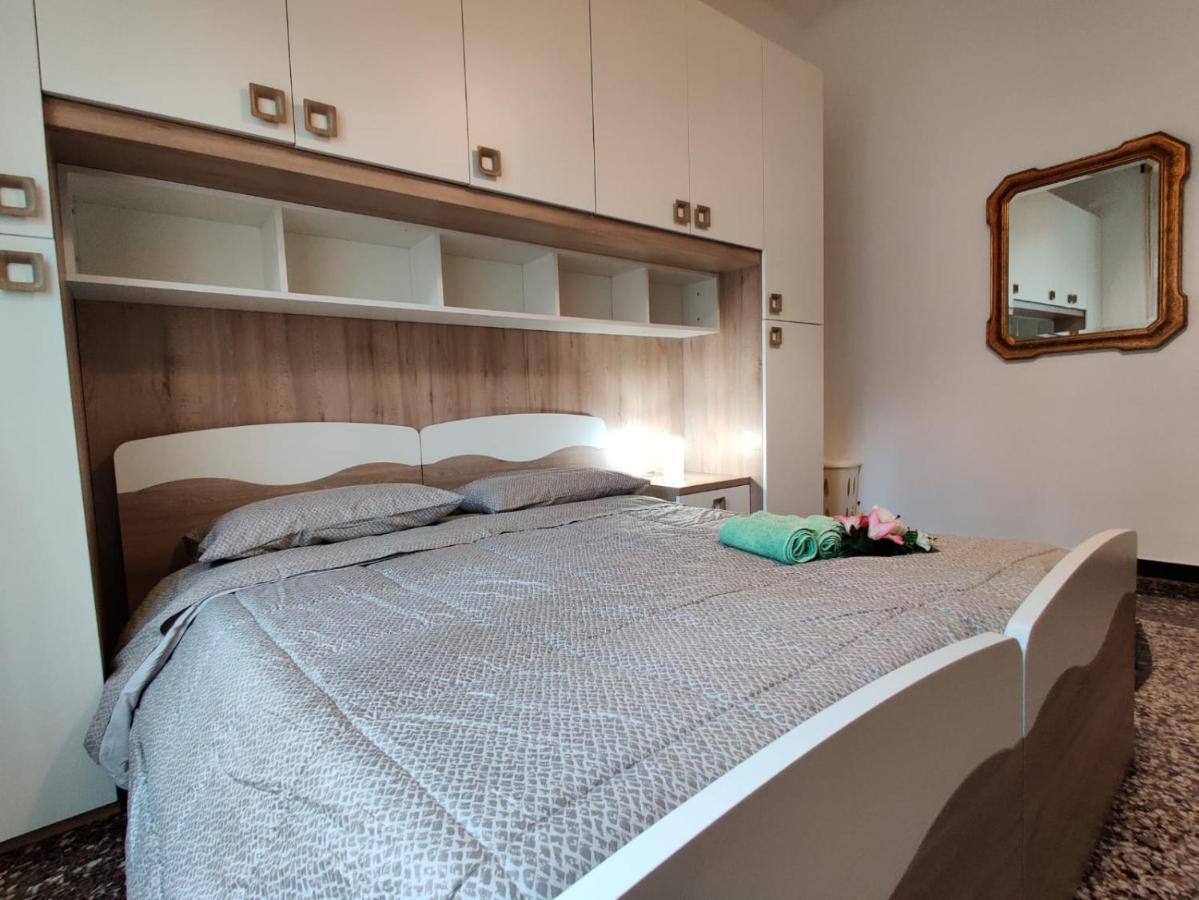 Wow Home - 175 Mq - Posteggio Privato - Davanti Porto Traghetti - Fino A 10 Posti Letto Genua Exterior foto