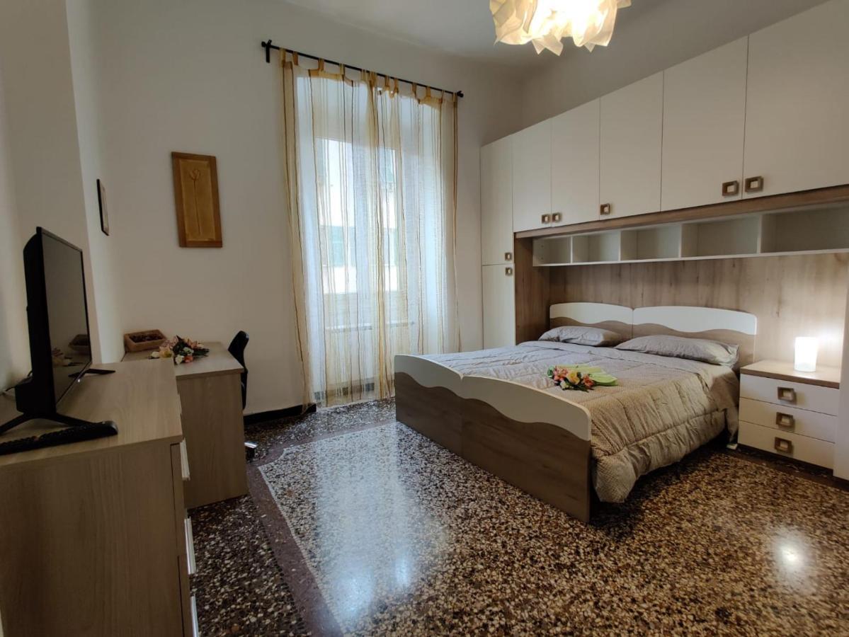 Wow Home - 175 Mq - Posteggio Privato - Davanti Porto Traghetti - Fino A 10 Posti Letto Genua Exterior foto